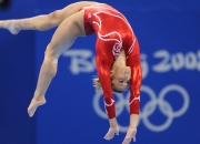 夺冠引发热议！姆巴佩在利物浦比赛中出色防守比赛高潮迭起