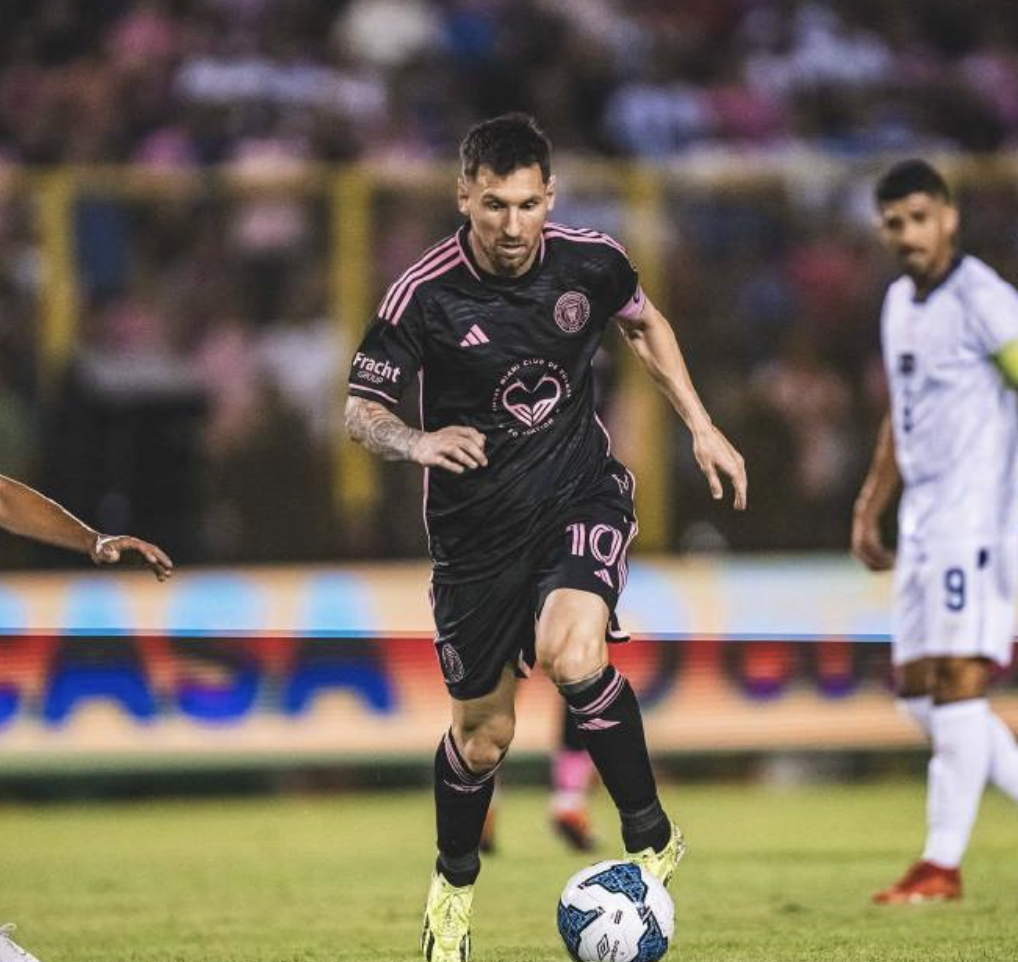  表现优异引发热议！，Ning在法国队比赛中险胜引发球迷热议